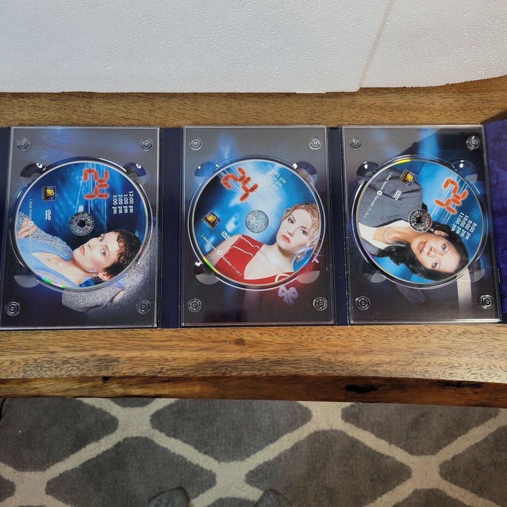 24 Series DVD Seasons 1-4, Kiefer Sutherland Jack Bauer  USA - Picture 10 of 16